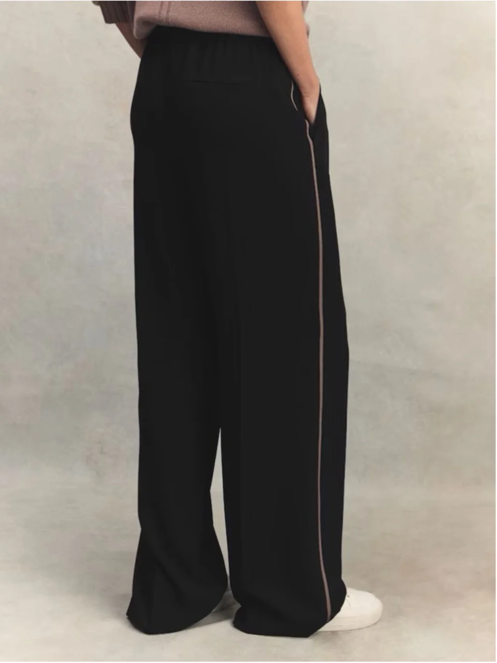 Reiss Remi Side Stripe Pleated Wide Leg Trousers Black Pull On Side Stripe 4 NWT - Picture 5 of 12